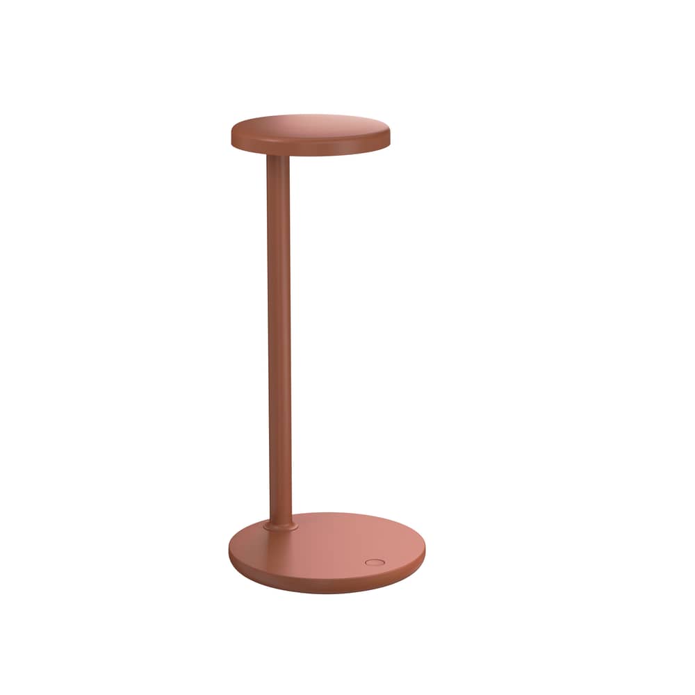 Tischleuchte Oblique QI LED metall rot orange / LED - Mit USB-C-Anschluss und Induktionsladegerät - Flos - Rostbraun matt - Gegossenes Aluminium