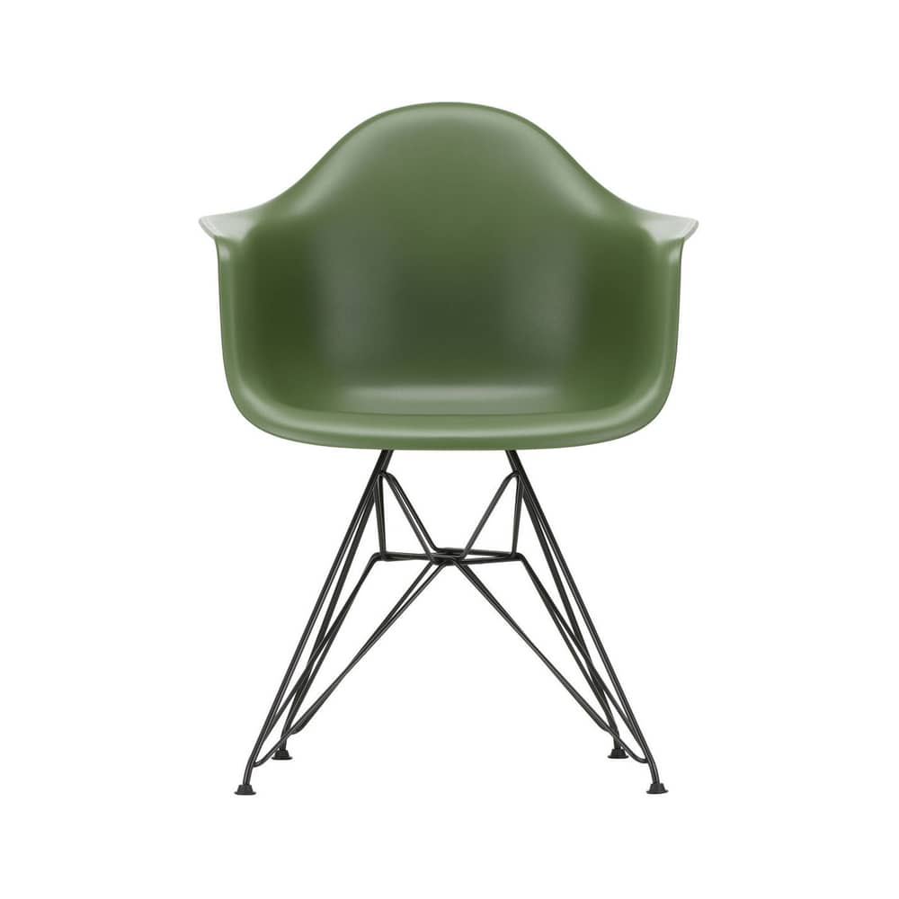 Poltrona RE DAR - Eames Plastic Armchair materiale plastico verde / (1950) - Gambe nere / Riciclata - Vitra - Verde bosco / Gambe nere - Acciaio laccato, Plastica riciclata post-consumo
