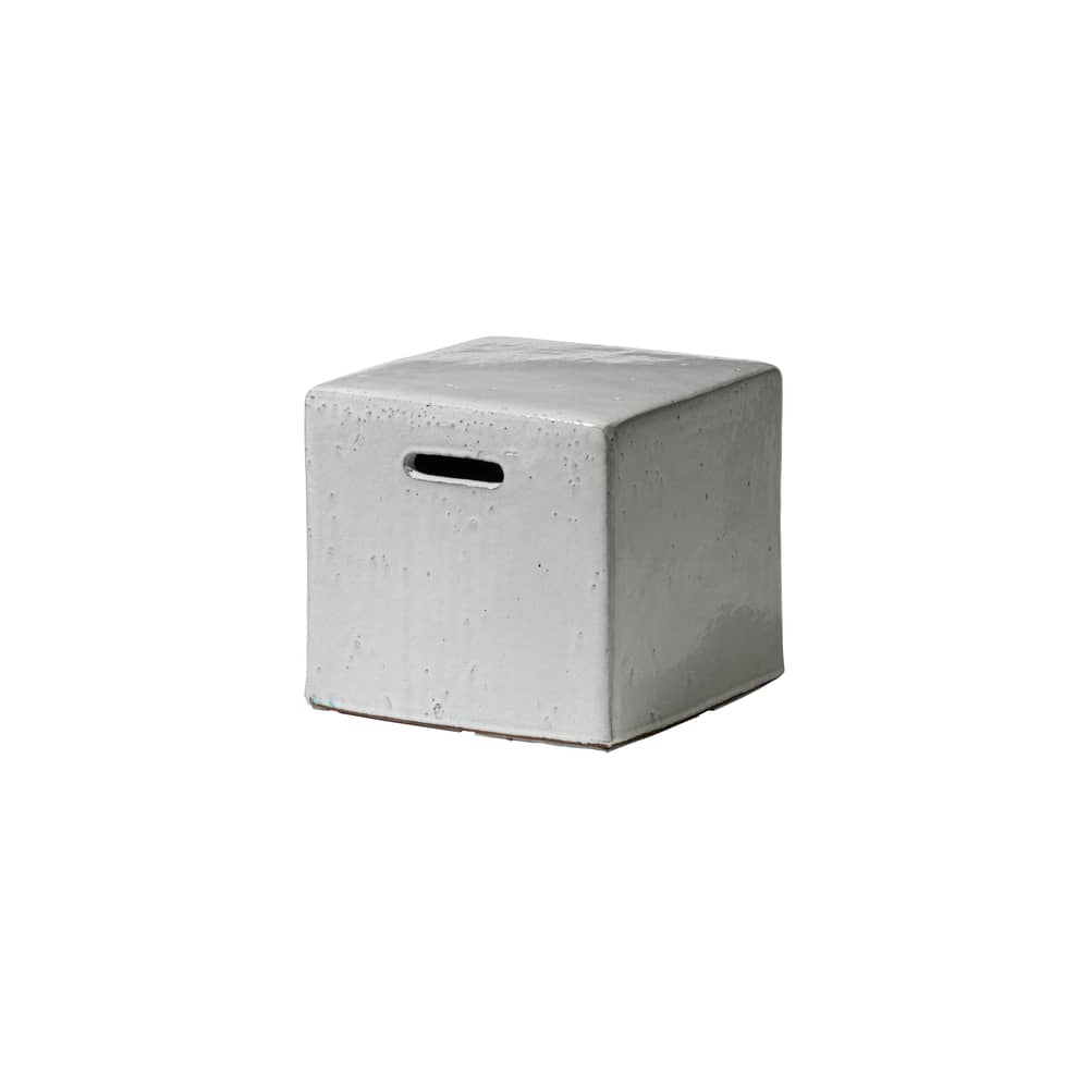 Inout 41 End table stone white / Pouf - 40 x 40 x H 37 cm / Concrete - Gervasoni - White - Glass fibre reinforced concrete (GFRC)