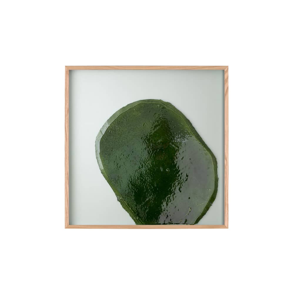 Affiche encadrée Bas Relief 2 papier bois vert / By Ronan Bouroullec - 60 x 60 cm - The Wrong Shop - Vert (Cadre chêne) - Acrylique, Bois, Papier premium