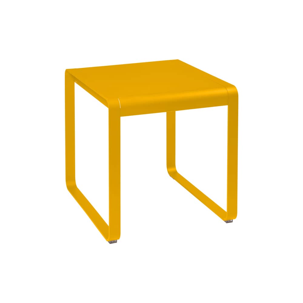 Bellevie Square table metal yellow / 74 x 80 cm - Metal - Fermob - Textured honey - Aluminium