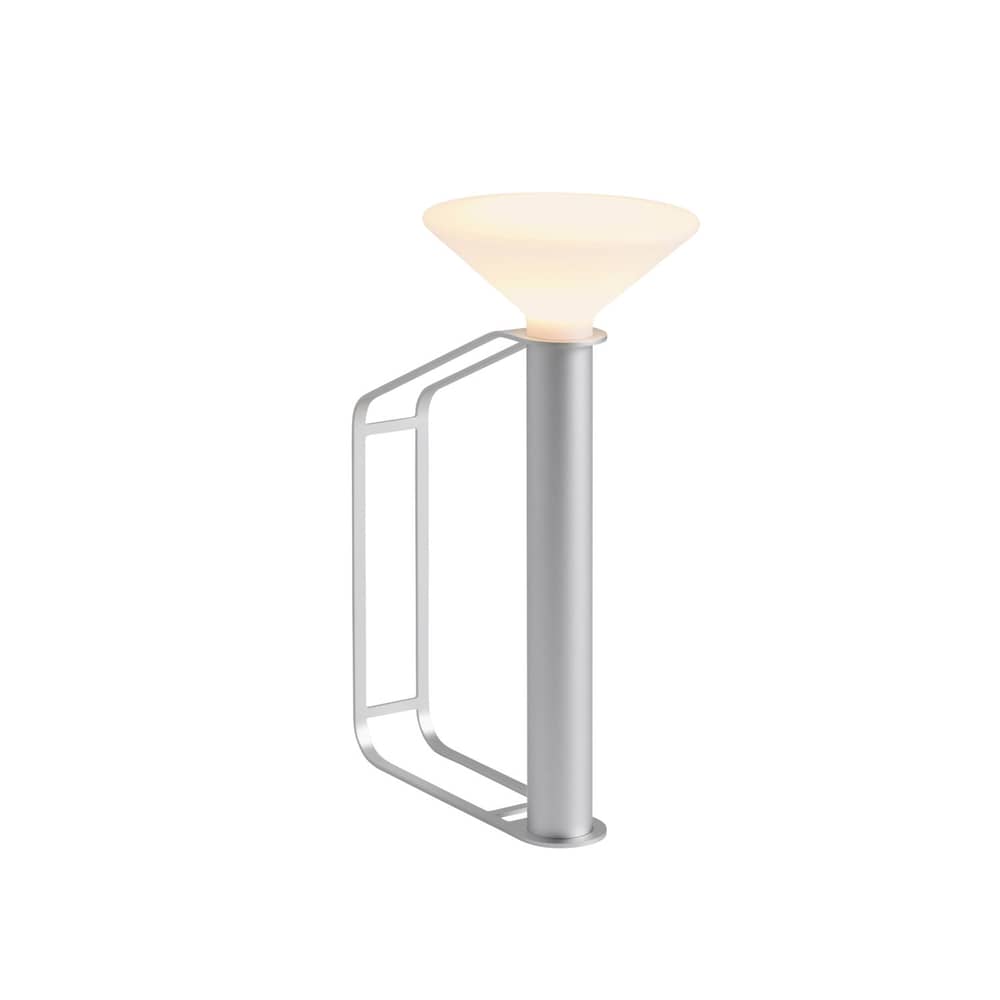 Lampe extérieur sans fil rechargeable Piton gris argent métal - Muuto - Aluminium - Aluminium, Plastique