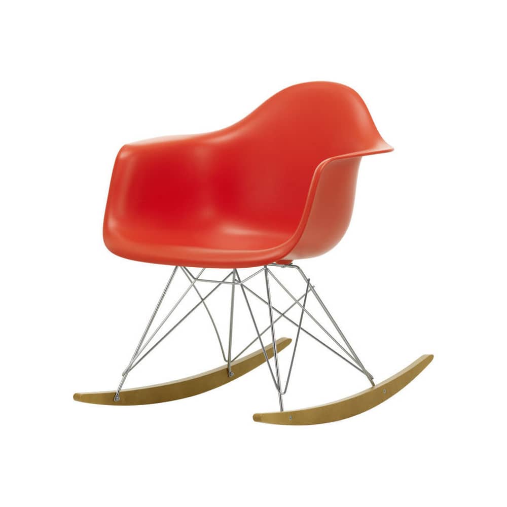 RE RAR - Eames Plastic Armchair Rocking chair plastic material red / (1950) - Recycled - Vitra - Poppy red / Chrome legs / Light wood - Chromed steel, Post-consumer recycled plastic, Solid maple