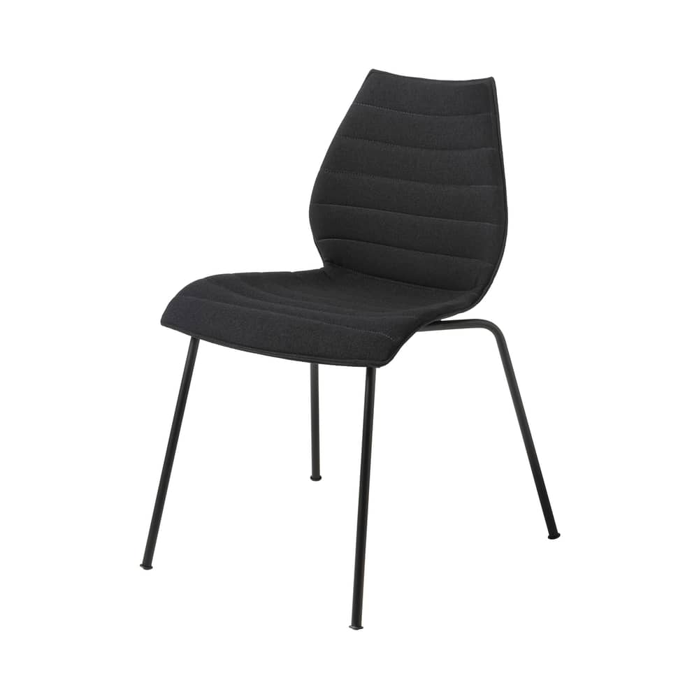 Chaise rembourrée Maui Soft tissu noir - Kartell - Noir (Tissu Trevira) / Pieds noirs - Acier verni, Mousse, Polypropylène, Tissu Trevira
