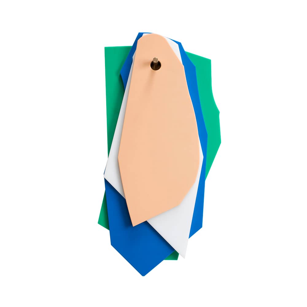 Set de 4 planches à découper / Polyéthylène, patère en laiton - valerie objects - Vert / Bleu / Blanc / Rose - Polyéthylène