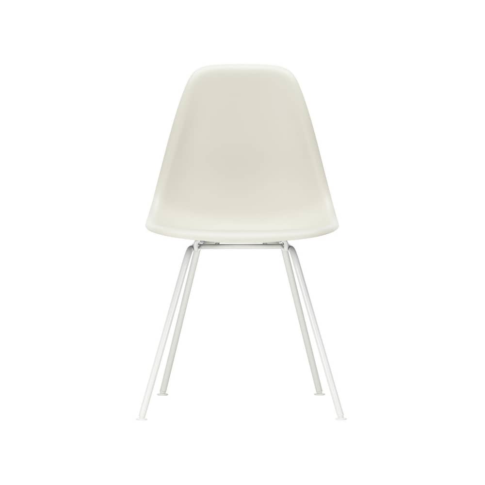 RE DSX - Eames Plastic Side Chair Chair plastic material grey / (1950) - White legs / Recycled - Vitra - Pebble grey / White legs - Epoxy lacquered steel, Post-consumer recycled plastic