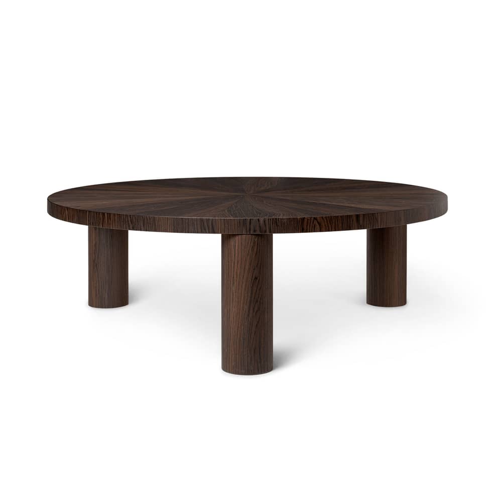 Post Large Coffee table brown natural wood / Ø 100 x H 33 cm -  Hand-made marquetry - Ferm Living - Star pattern / Smoked oak - MDF, Smoked oak veneer