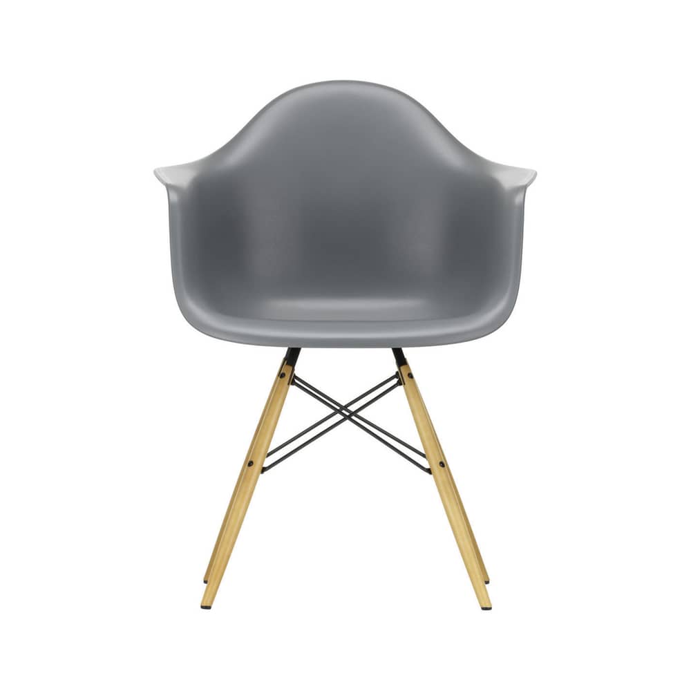 RE DAW - Eames Plastic Armchair Armchair plastic material grey / (1950) - Light wood legs / Recycled - Vitra - Granite grey / yellow-coloured maple - Post-consumer recycled plastic, Solid maple