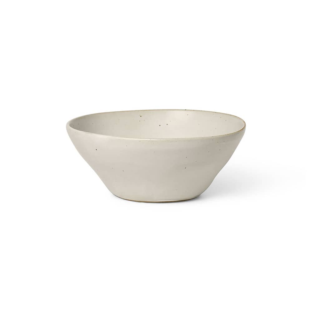 Schale Flow keramik weiß / Ø 14,5 x H 5,5 cm - Ferm Living - Naturweiß gesprenkelt - emailliertes Porzellan