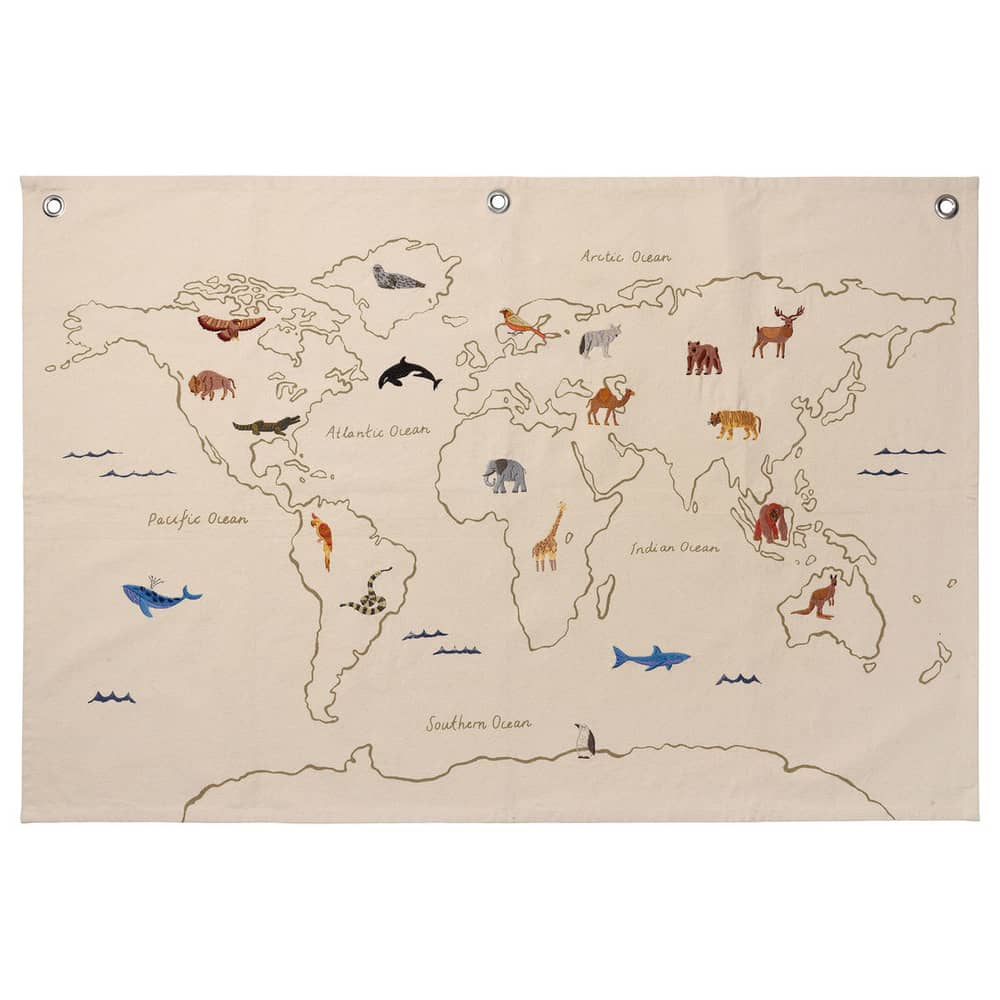 Affiche The World tissu blanc beige / Coton bio brodé - L 100 x H 70 cm - Ferm Living - Blanc cassé / Multicolore - Coton organique