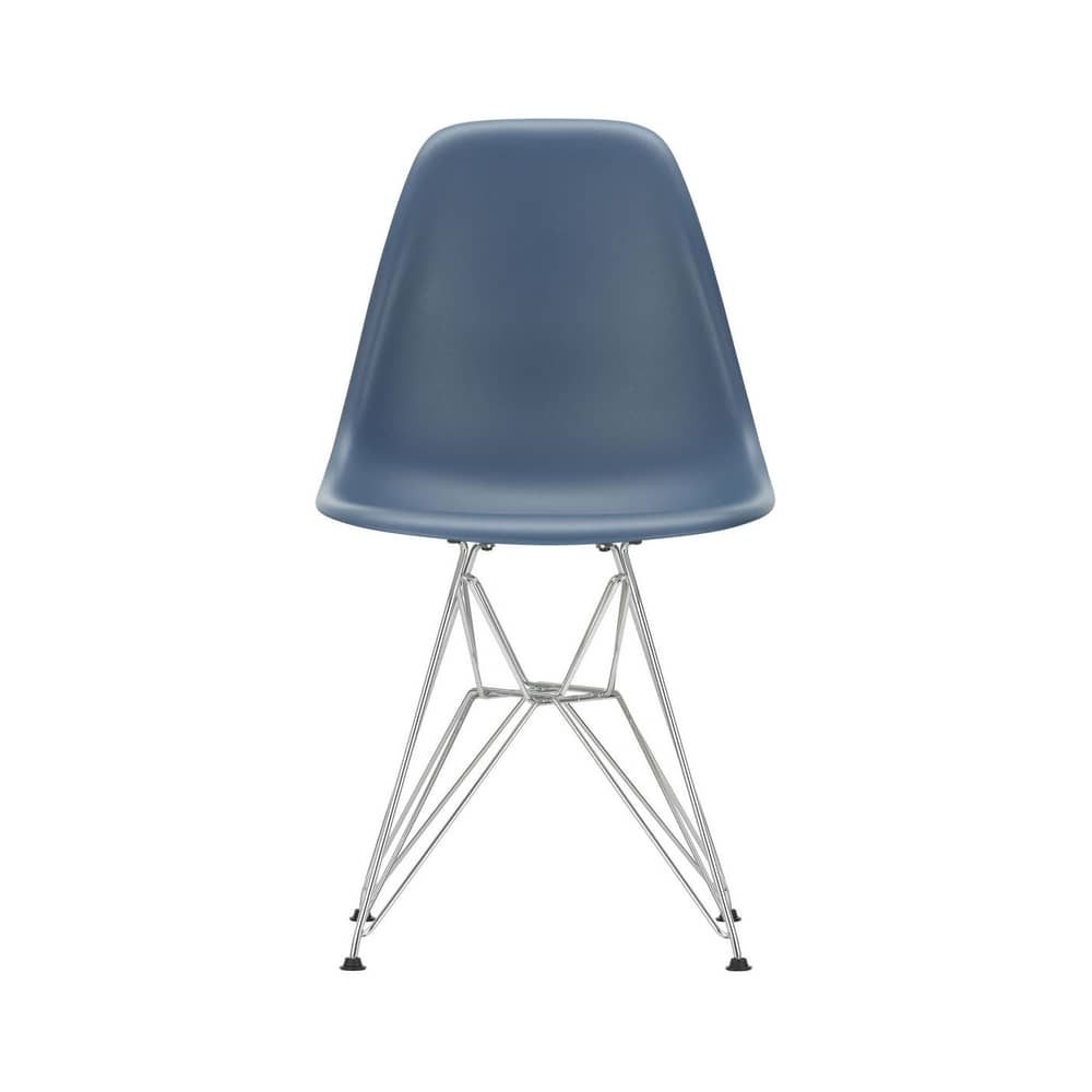 Sedia RE DSR - Eames Plastic Side Chair materiale plastico blu / (1950) - Gambe cromate / Riciclata - Vitra - Blu mare / Gambe cromate - Acciaio cromato, Plastica riciclata post-consumo