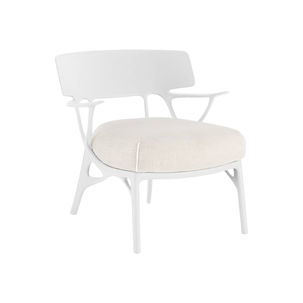 Fauteuil rembourré A.I. Lounge / Conçu par intelligence artificielle - Recyclé - Kartell - Blanc / coussin blanc (Tissu Panamino) - Mousse polyuréthane, Technopolymère thermoplastique recyclé, Tissu