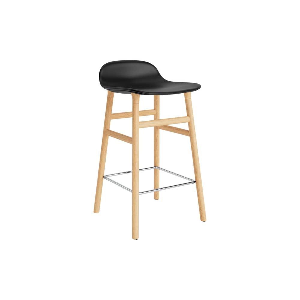 Gepolsterter Barhocker Form leder schwarz / H 65 cm - Leder / Vollpolsterung - Normann Copenhagen - Schwarzes Leder (Ultra 41599) / Fuß aus Eiche - Leder, massive Eiche, Polypropylen, Schaumstoff