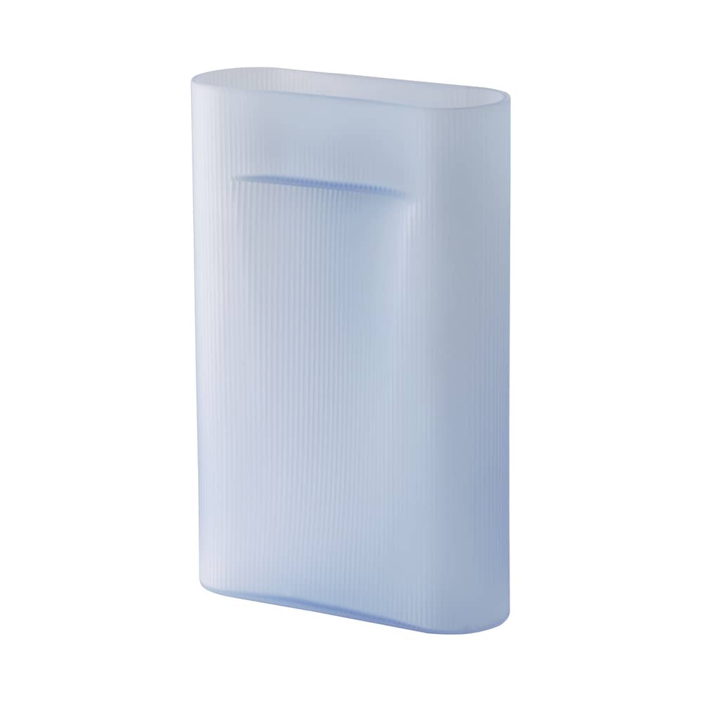Vase Ridge verre bleu / L 31 x H 48,5 cm - Muuto - Bleu clair dépoli - Verre dépoli soufflé bouche