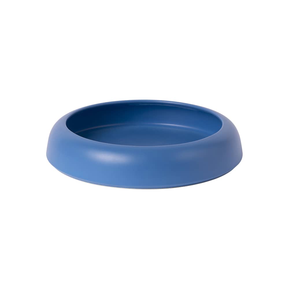 Schale Omar 02 keramik blau / Schale - Large / Ø 30,8 x H 6,3 cm - Handgefertigt - raawii - Electric blue - emaillierte Keramik