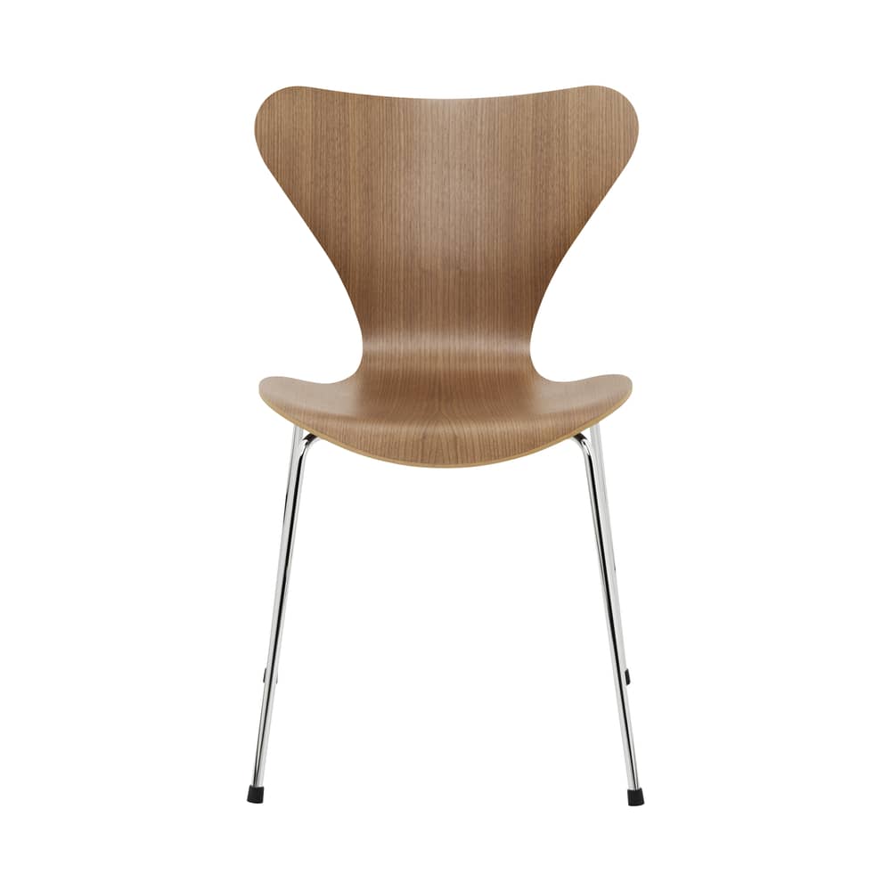 スツール Arne Jacobsen 3170 Teak FRITZ HANSEN Fritz Hansen Série 7 Stacking chair - walnut | Made In Design UK