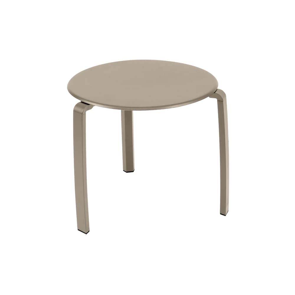 Alizé End table metal brown beige / Ø 48 cm - Fermob - Nutmeg - Aluminium
