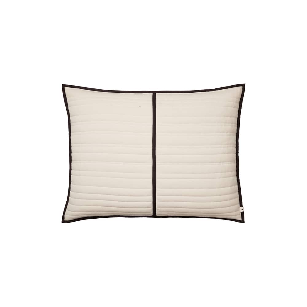 Coussin Vari blanc / 60 x 80 cm - Matelassé - Ferm Living - Chocolat & naturel - Coton biologique, Plume, Polyester recyclé