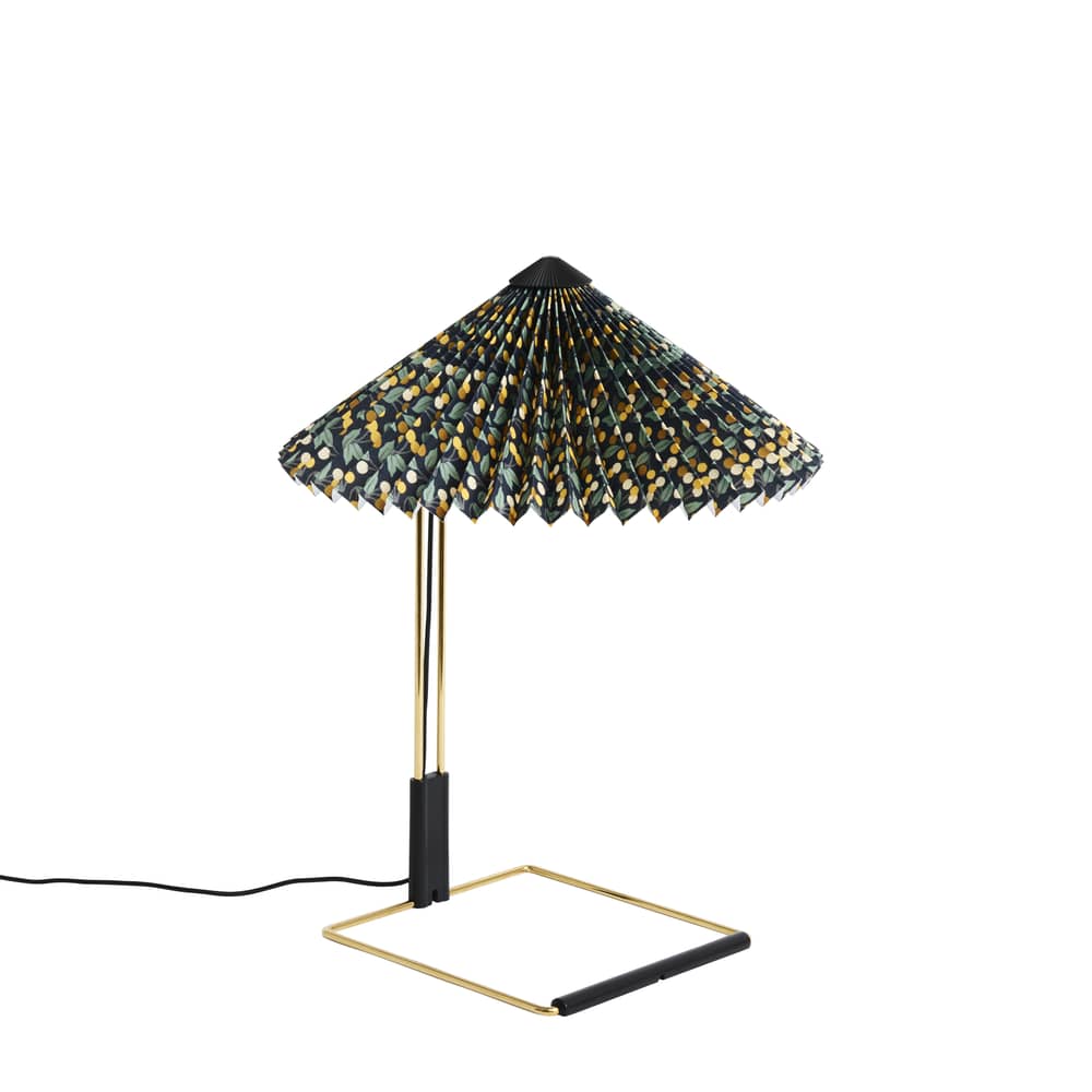 Tischleuchte Matin Small LED textil bunt / Hay X Liberty - H 38 cm - Hay - Cherry Drop by Liberty - beschichtete Baumwolle, Messingbeschichteter Stahl