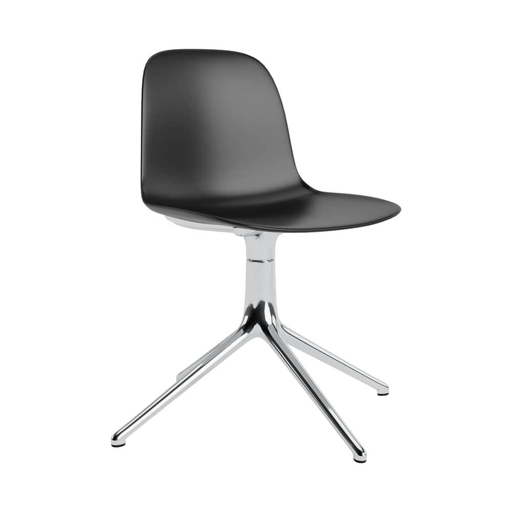 Drehstuhl Form 4L plastikmaterial schwarz - Normann Copenhagen - Schwarz / Alu-Fuß - poliertes Aluminium, Polypropylen