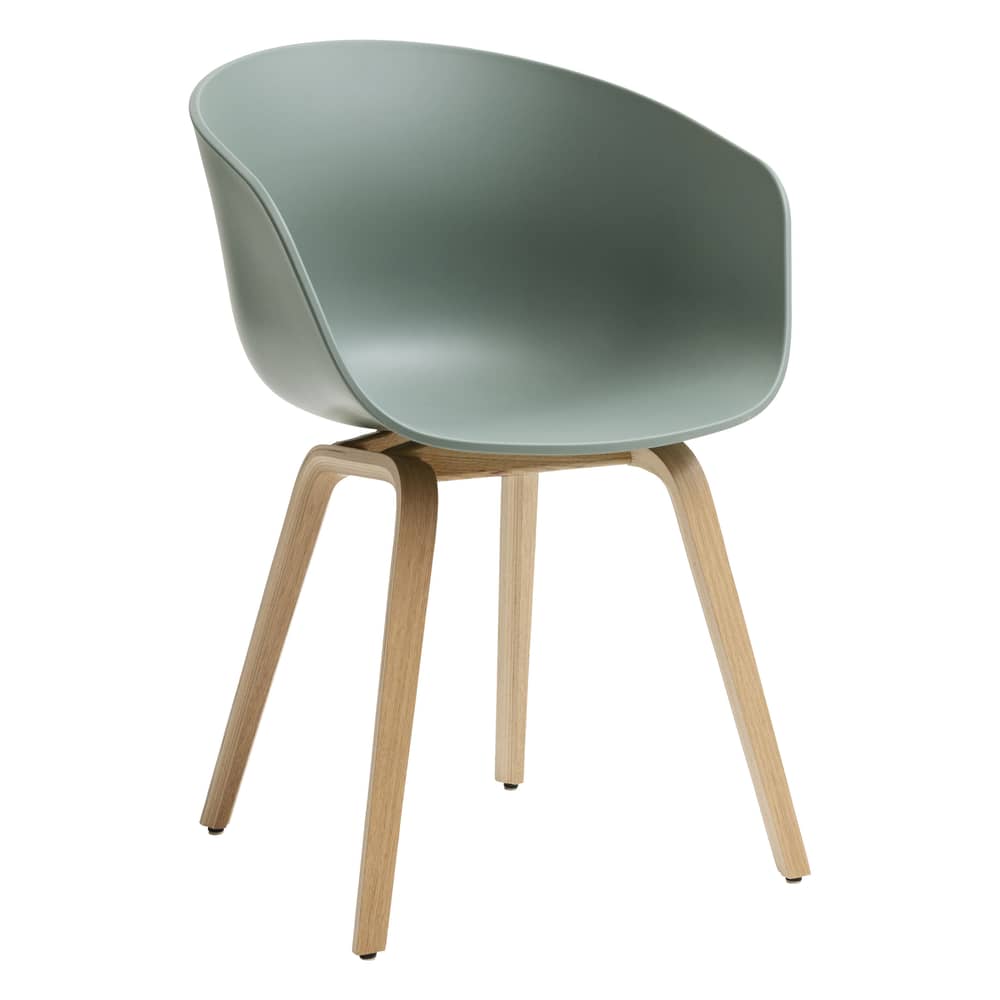 Fauteuil  About a chair AAC22 plastique vert / Recyclé - Hay - Vert Fall / Chêne verni mat - Chêne massif, Polypropylène recyclé