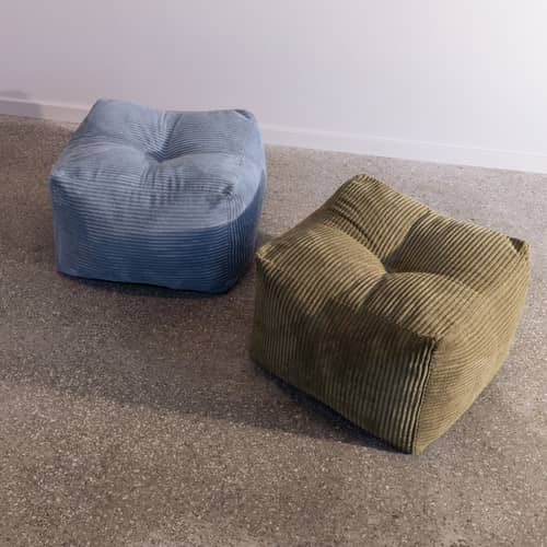 Pouf Buddy tissu bleu / 50 x 50 cm - KARUP - Bleu brume 554 (velours côtelé) - 
