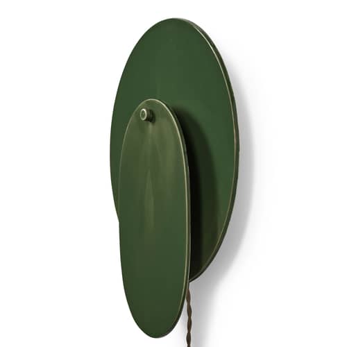 Applique con presa Nebula 01 ceramica verde / L 33,6 x H 39,5 cm - Serax - Verde scuro - Ceramica smaltata