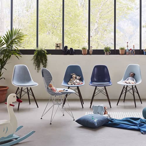 Wire Chair DKR Chair metal silver / By Charles & Ray Eames, 1951 - Vitra - Chromed (Black Furniture glides) - Chromed steel