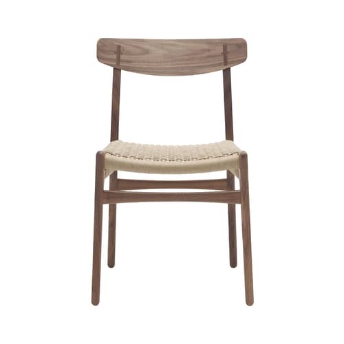 Stuhl CH23 holz natur / Hans J. Wegner, 1950 - Papierschnur - CARL HANSEN & SON - Nussbaum geölt / Naturfarbene Schnur - Geölte massive Walnuss, Geöltes Nussbaum-Sperrholz, Natürliches Seil
