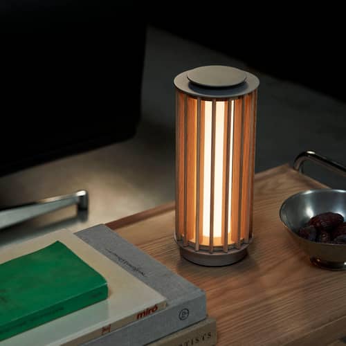 Numbra TY3 LED Wireless rechargeable lamp natural wood - &tradition - Natural oak - Aluminium, Oak