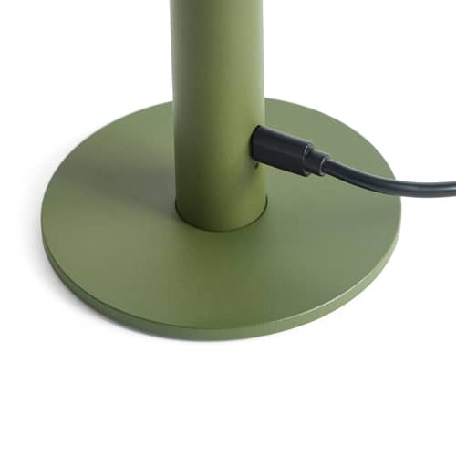 Lampe extérieur sans fil rechargeable Host Small / LED - H 22 cm / Fixation magnétique - Hay - Blanc crème - Acier thermolaqué, Aimant, Aluminium thermolaqué