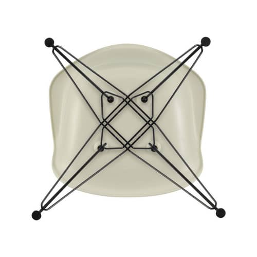Fauteuil RE DAR - Eames Plastic Armchair / (1950) - Pieds noirs / Recyclé - Vitra - Gris galet / Pieds noirs - Acier laqué, Plastique recyclé post-consommation