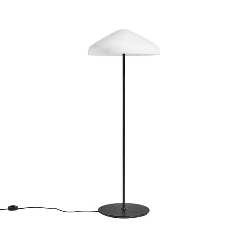 Pao Floor lamp glass white / Ø 47 x H 120 cm - Hay - White / Black Base, legs - Mouth blown glass, Steel