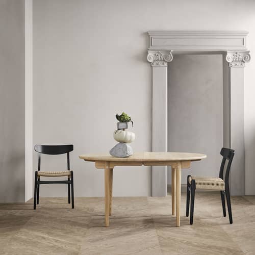 Stuhl CH23 holz schwarz / Hans J. Wegner, 1950 - Papierschnur - CARL HANSEN & SON - Eiche schwarz lackiert / Schwarze Schnur - Lackierte massive Eiche, lackiertes Eichenholzfurnier, Papierseil