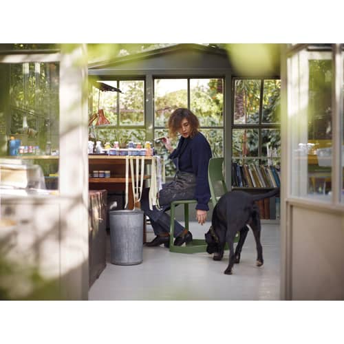 Chaise empilable Tip Ton RE / Plastique recyclé - Inclinable & ergonomique - Vitra - Gris - Polypropylène recyclé