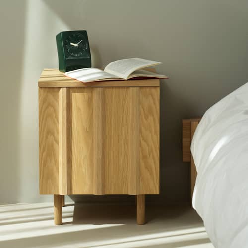 Comodino Rib legno naturale / 1 Porta - Normann Copenhagen - Rovere - Impiallacciatura di rovere, Rovere massello