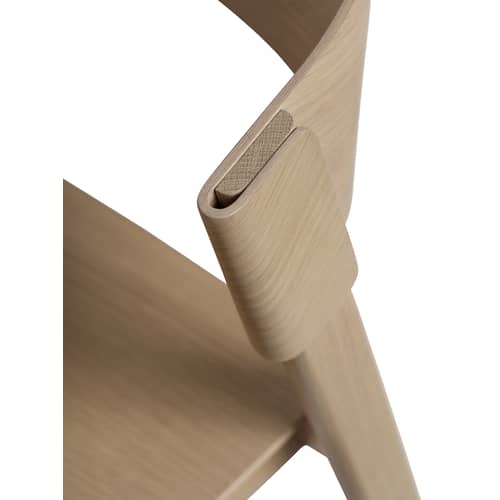 Chaise empilable Cover bois naturel - Muuto - Chêne - Chêne massif, Contreplaqué cintré