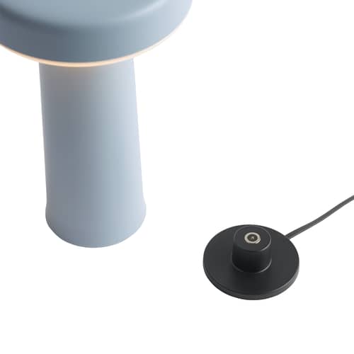 Lampe extérieur sans fil rechargeable Ease / Ø 13 x H 21,5 cm - Muuto - Bleu clair - Plastique ABS moulé