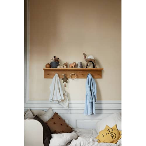Appendiabiti Place Large legno naturale / Mensola - L 105 cm - Ferm Living - L 105 x P 17 cm / Rovere - Massello di quercia oliato, MDF impiallacciato rovere oliato