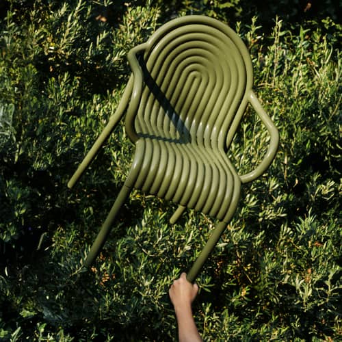 Fauteuil empilable Groove métal vert - Tom Dixon - Vert mousse - Aluminium