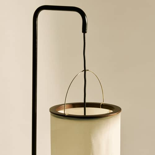 Lampadaire Silk Lantern beige / Soie naturelle - 1951 - Gubi - Beige - Acier, Placage de bois, Soie naturelle