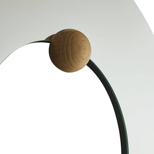 Miroir mural Castellum / Ø 80 cm - AYTM - Miroir / patère chêne -  Verre miroir, Chêne huilé certifié FSC, MDF