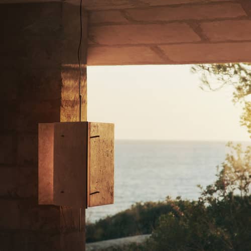 Oeste Pendant stone beige / Ø 43 x H 46 cm - Travertine - Ferm Living - Sand - Brushed aluminium, Travertine