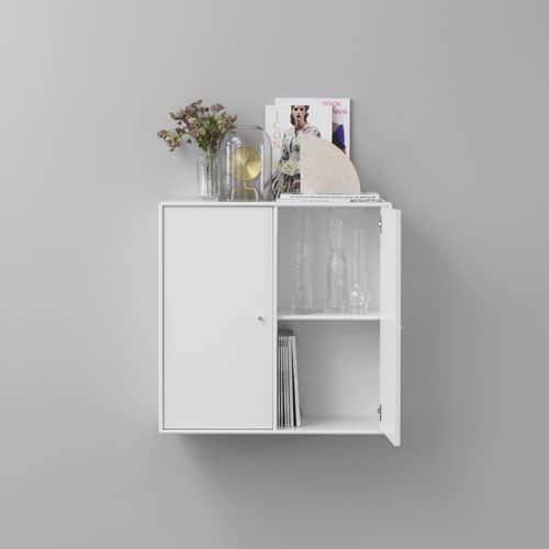 Wandablage Cover Cabinet holz gelb / B 69.6 x T 30 x H 69,6 cm - 2 Türen - MONTANA - Kümmel 157 - lackierte Holzfaserplatte