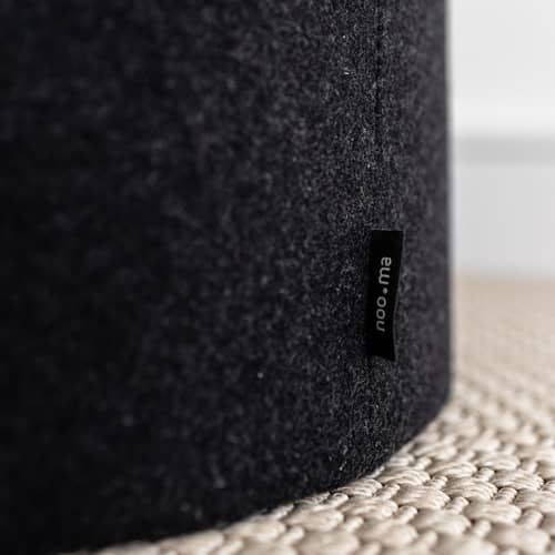 Sitzkissen Folk Petit textil schwarz / Ø 50 x H 25 cm - NOO.MA - Nachtschwarz (Wolle) - Holz, Schaumstoff, Wolle