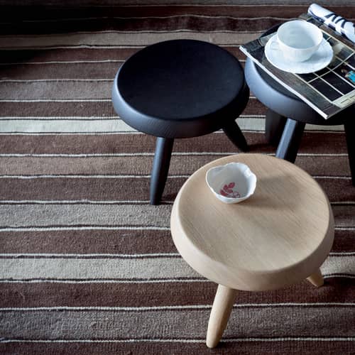 Berger Stool wood black / Charlotte Perriand, 1953-61 - Ø 33 x H 26.7 cm - CASSINA - Black - Tinted oak wood