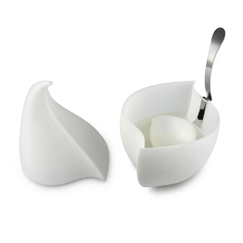 Mozzarella-Service Nunziatella plastikmaterial weiß / Frischhaltebehälter + perforierter Schöpflöffel - Alessi - Weiß / Löffel Stahl - rostfreier Stahl, thermoplastisches Harz