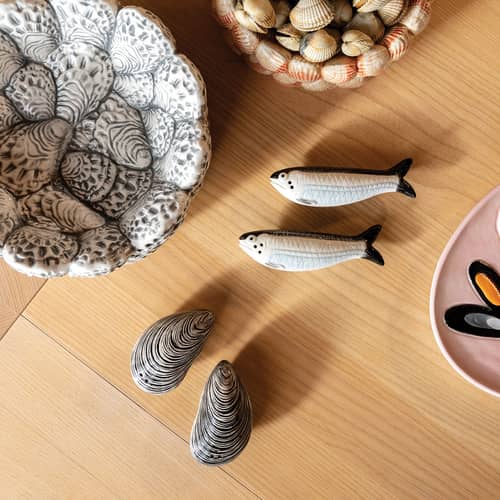 Set Saliera E Pepiera In Ceramica A Forma Di Gabbiani – Accessorio Da Tavola A Tema Mare, Con Tappo In Gomma Per Ricarica - 2