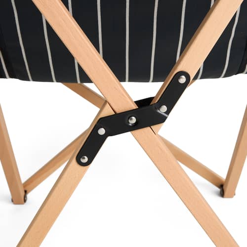 Fauteuil pliant Outdoor Market tissu noir / Jasper Morrison - Hay - Noir - Hêtre certifié FSC, Tissu polyester recyclé