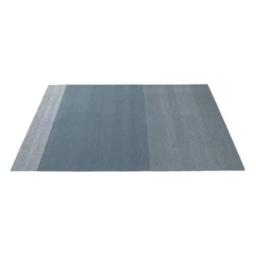 Varjo Rug textile blue / 200 x 300 cm - Hand-woven - Muuto - Blue - Wool